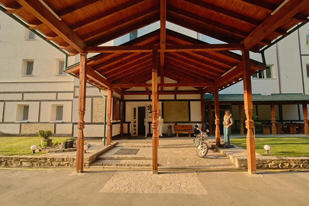 Hotel Panorama Kremenets' Exterior photo