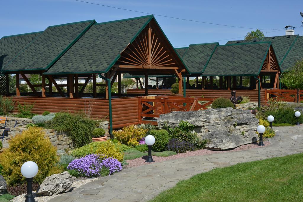 Hotel Panorama Kremenets' Exterior photo